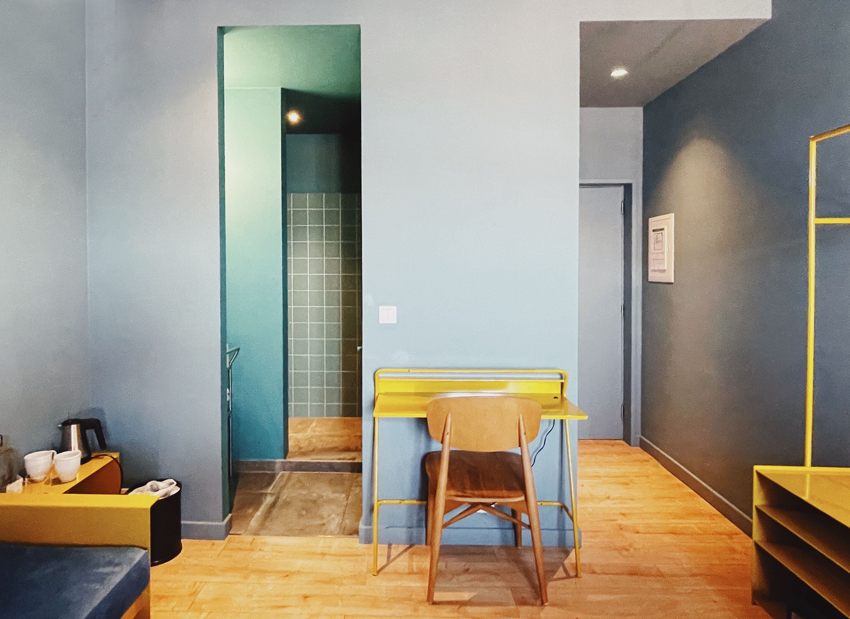 in-room safe, blackout curtains, soundproofing, iron/ironing board