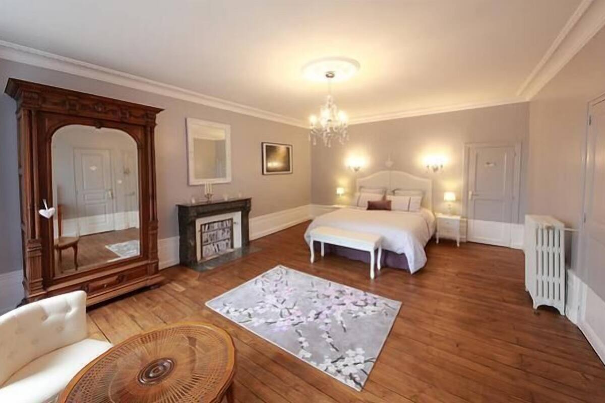 Classic Double Room (Lorelei) | Premium bedding, memory foam beds, desk, blackout drapes