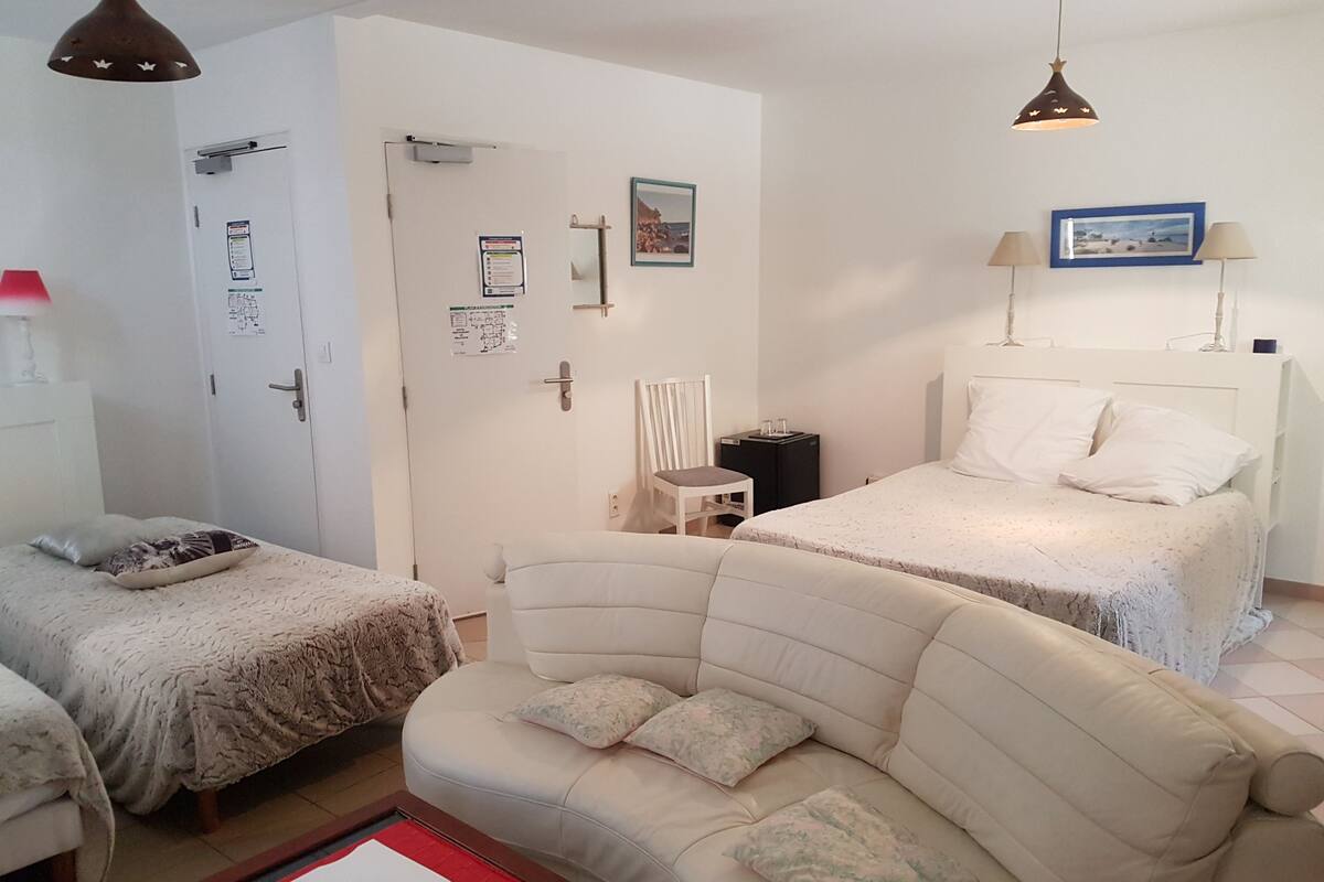 double room | minibar, blackout curtains, iron/ironing board, free wifi