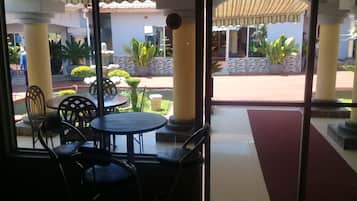Bar (en la propiedad)