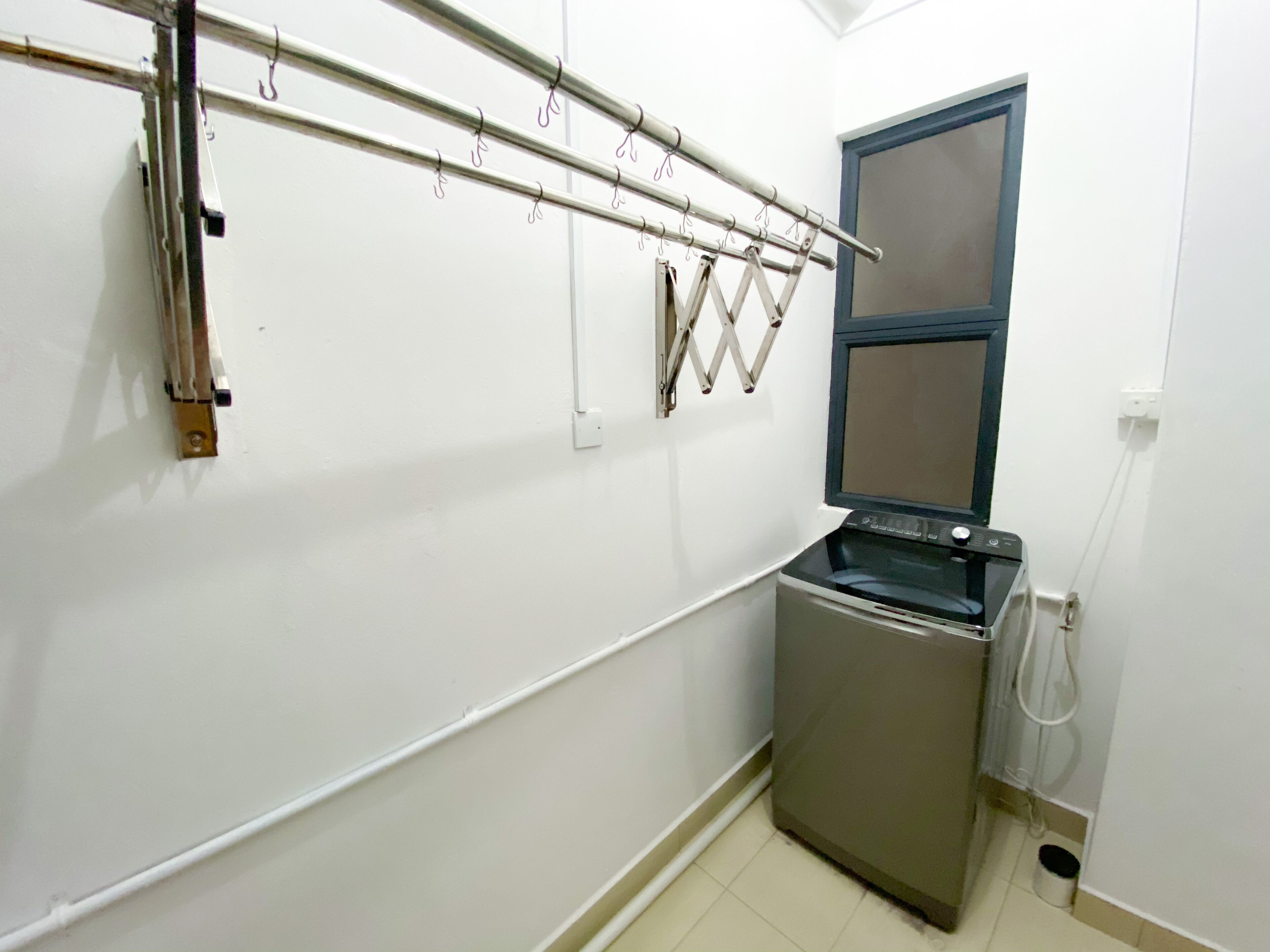 apartment, 3 bedrooms | laundry