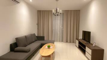 Apartment, 3 Bedrooms | Living area