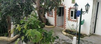Mana Guest House