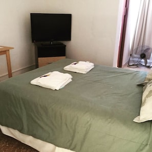 Double Room, 1 Double or 2 Single Beds, Non Smoking | Free WiFi