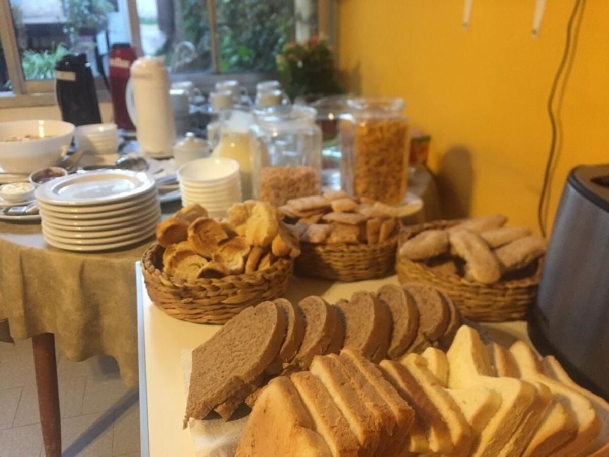 Desayuno bufé gratuito y diario