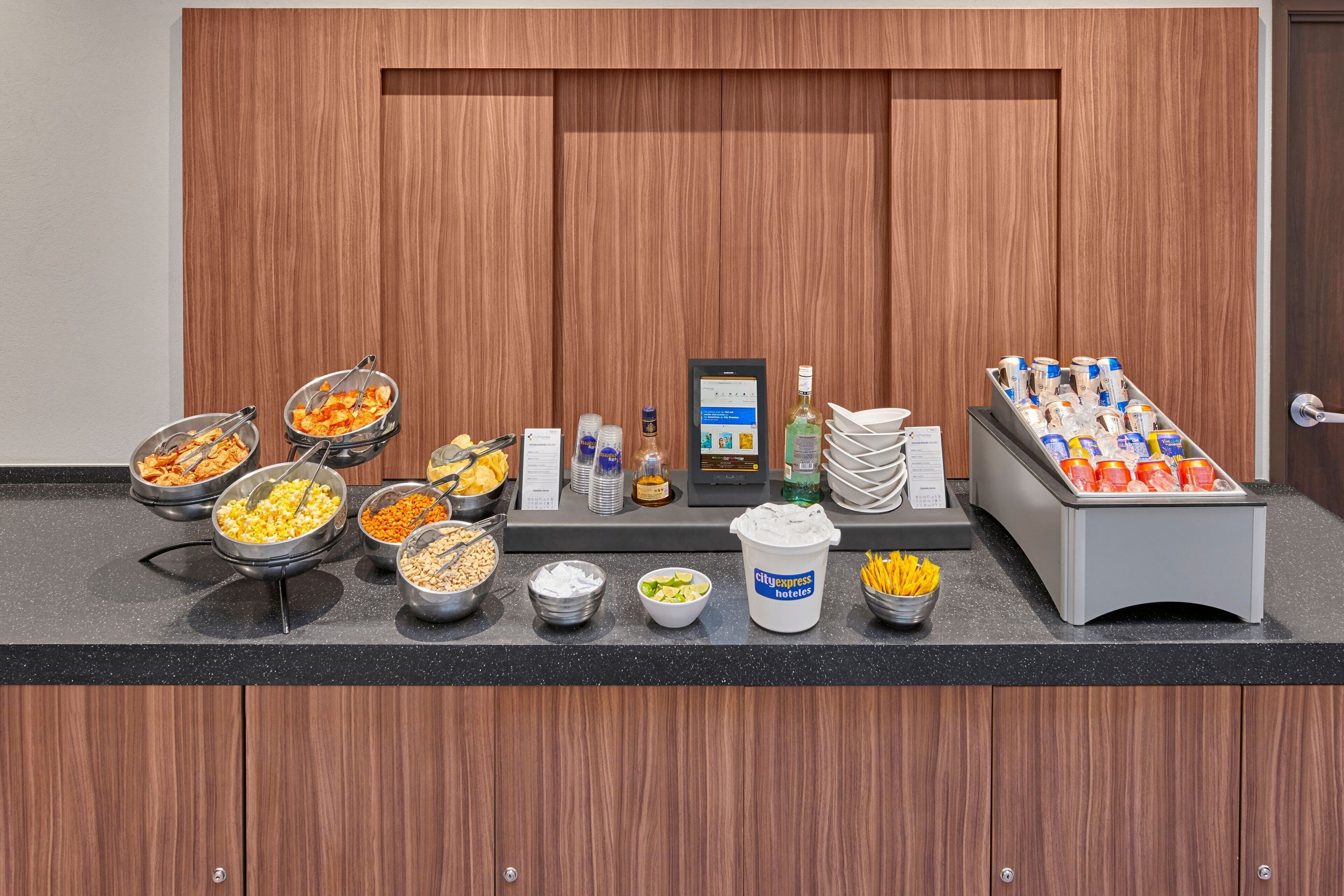 free daily full breakfast