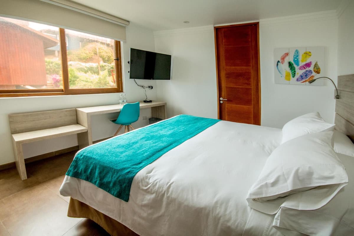 1 bedroom, in-room safe, blackout drapes, soundproofing