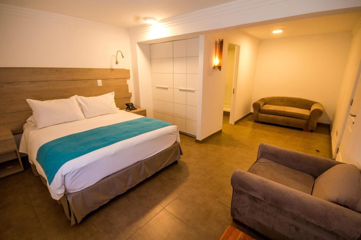 1 bedroom, in-room safe, blackout drapes, soundproofing