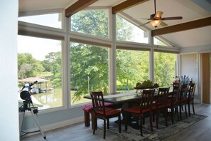 Dining - Remodeled Lake Home In Quiet Cove (Tool)