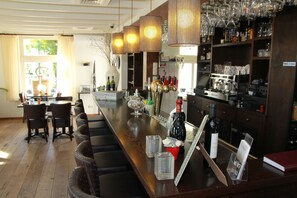 Bar (on property) - Hotel Brasserie Oud Maren (Maren-Kessel)