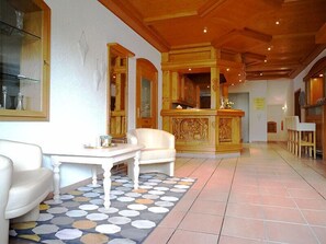 บริเวณประตูทางเข้า