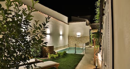 El Patio de los Jazmines "Boutique-House"