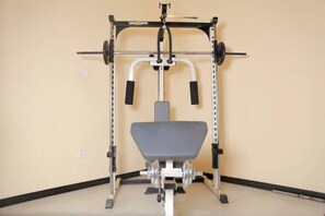 Gym - Villa Ana (Seeduwa - Katunayake)