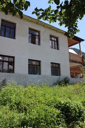 Exterior - Ecohouse Svaneti (Mestia)