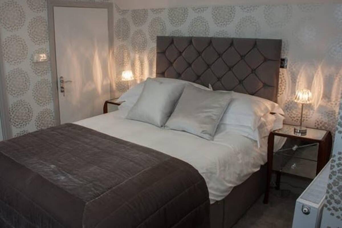 Chambre Double Deluxe, 1 lit double, non-fumeur (Allium)