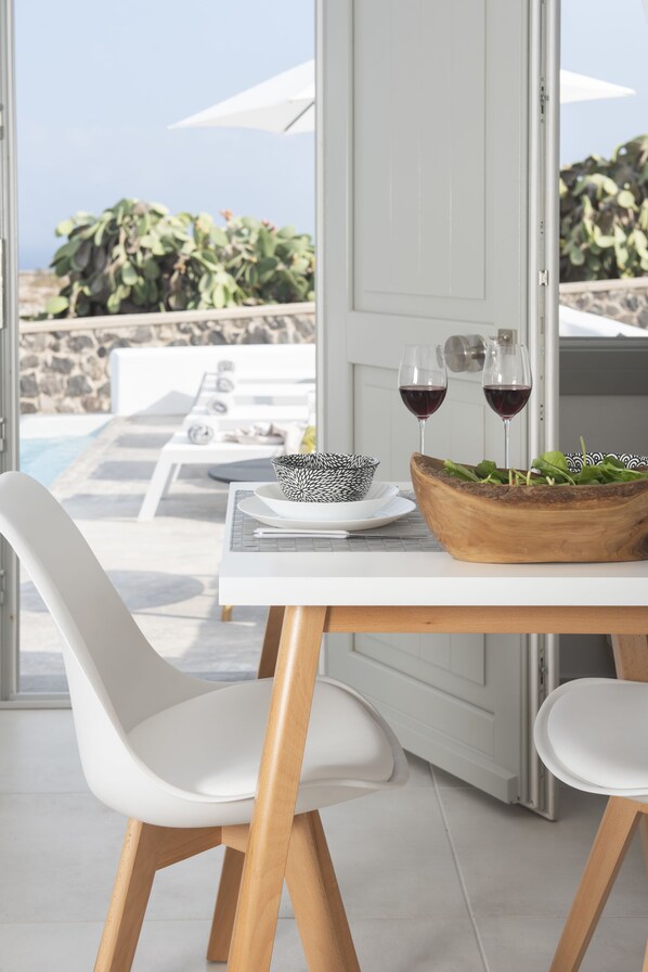 In-room dining - White Orchid Luxury Suites (Santorini)