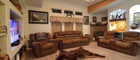 Smart TV, DVD player, video library