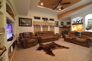 Smart TV, reproductor de DVD y videoteca