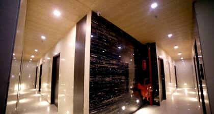 Star Light Hotel