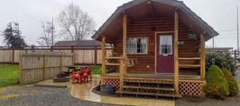 Redwood Coast Cabins and RV Resort