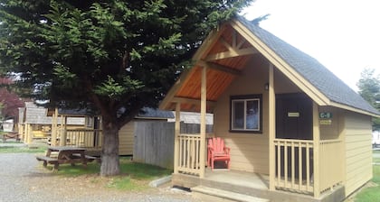 Redwood Coast Cabins and RV Resort