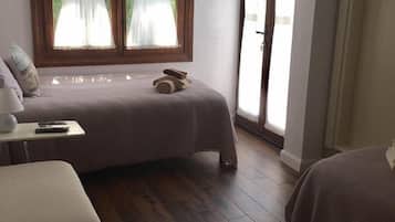 Superior Twin Room, Non Smoking, Garden View