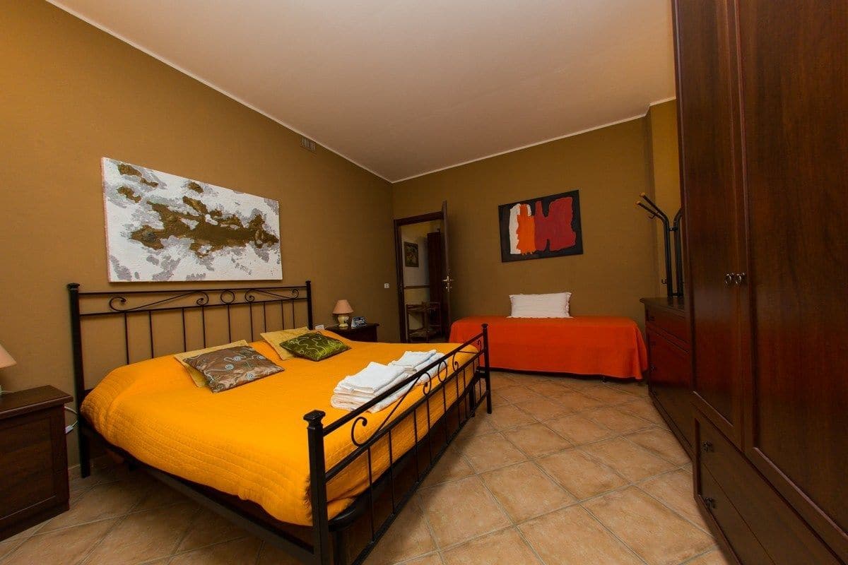 1 chambre, Wi-Fi gratuit, draps fournis