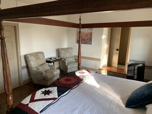 The Count's 2-room Suite
