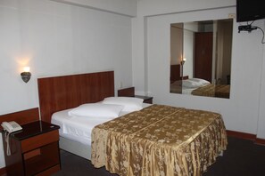 ห้องสแตนดาร์ดดับเบิล | ตู้นิรภัยในห้องพัก, ผ้าม่านกันแสง, เตารีด/โต๊ะรีดผ้า, Wi-Fi ฟรี