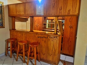 Bar (en la propiedad)
