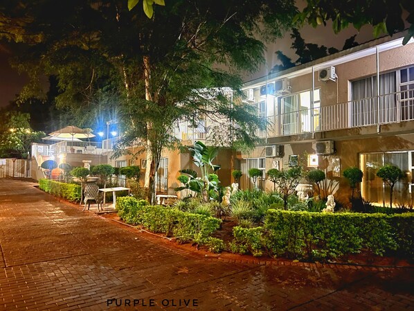 Exterior - Purple Olive Guest House (Pretoria)