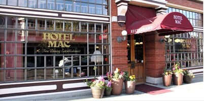 Elegant Cottage in Quaint Point Richmond for Extended Stay