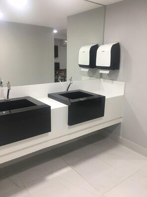 Standard Double or Twin Room | Private kitchen