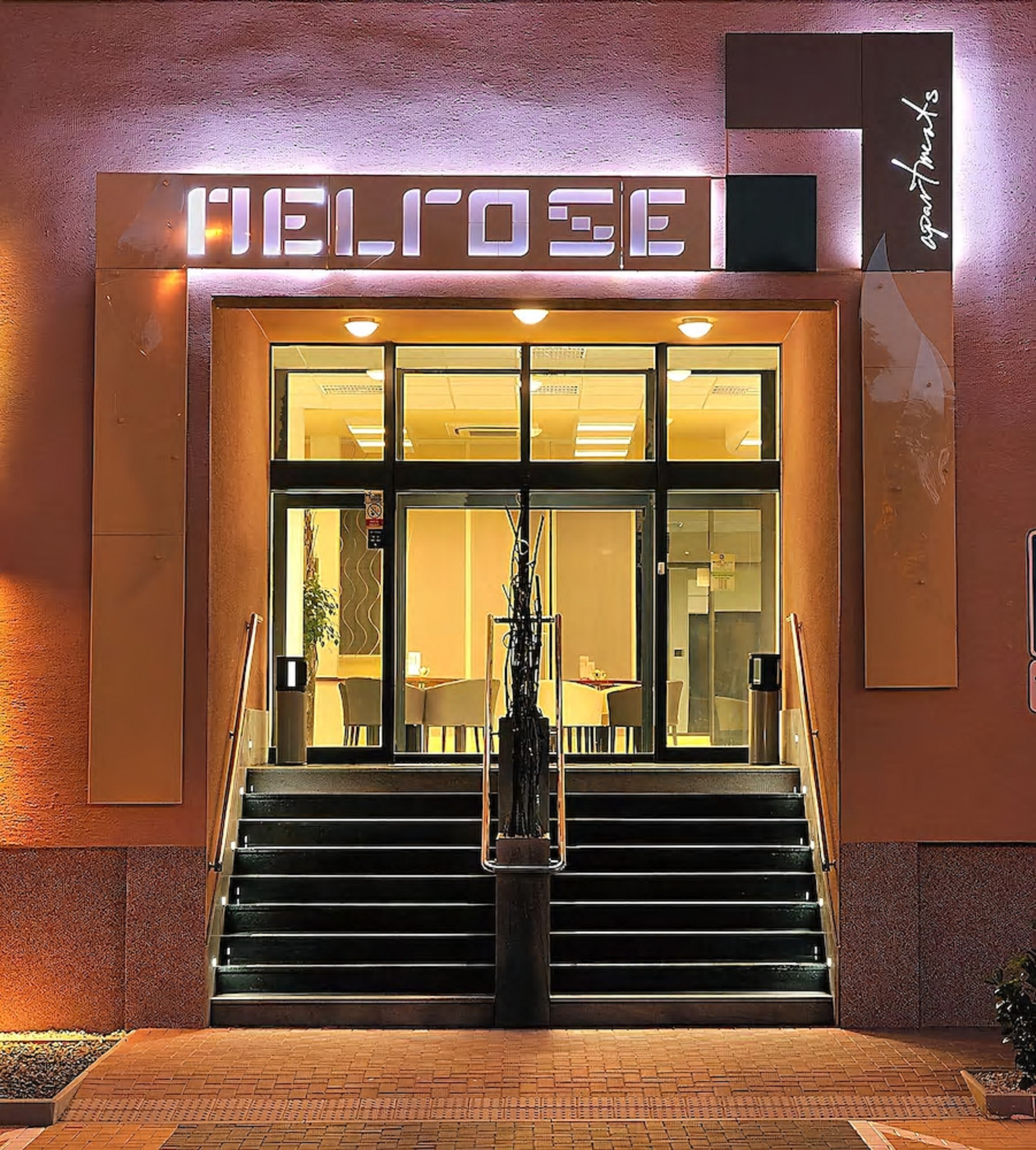 Foto - Melrose Apartments