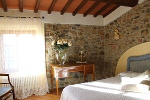 3 Schlafzimmer, Zimmersafe, Bügeleisen/Bügelbrett, kostenloses WLAN