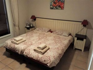 2 chambres, fer et planche à repasser, Wi-Fi