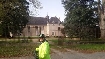 Enceinte de lâhĂ©bergement