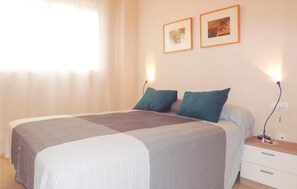 2 bedrooms, free WiFi, bed sheets