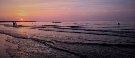 Beach nearby, sun-loungers