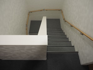 Staircase - CHOINEHOTEL SAPPORO TEINE - Hostel (Sapporo)
