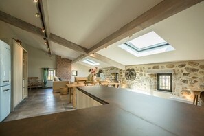  Salon Rivière