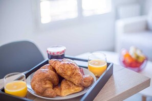 Breakfast meal - Nice studio close to the sea (Nice)