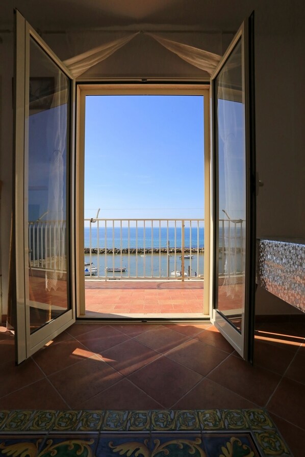 Apartment, 2 Schlafzimmer, Meerblick | Ausblick vom Zimmer