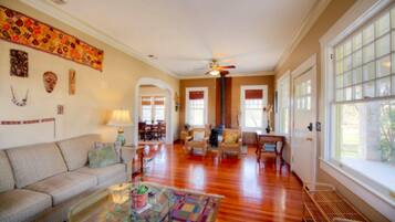 Cabin, 3 Bedrooms | Living area | Flat-screen TV