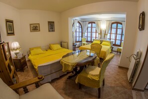 1 quarto, ferros/tábuas de passar roupa, Wi-Fi, roupa de cama