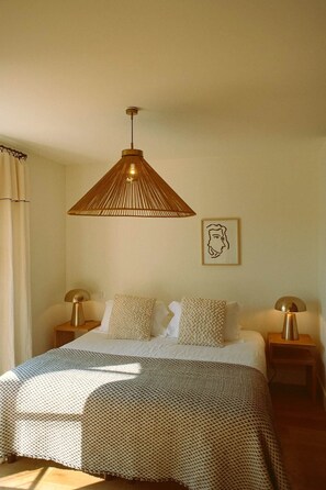 3 Schlafzimmer, Zimmersafe, Bügeleisen/Bügelbrett, WLAN