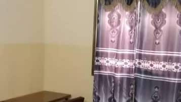 Twin Room | Desk, blackout drapes, free WiFi, bed sheets