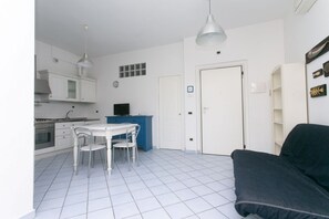 Interior - N006 - Numana, new two-room apartment in the heart of the town (Numana)