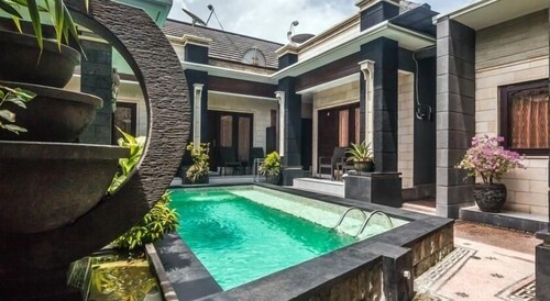 Denays Bali Close to beach and Airport