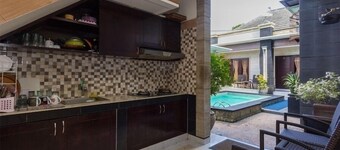 Denays Bali Close to beach and Airport